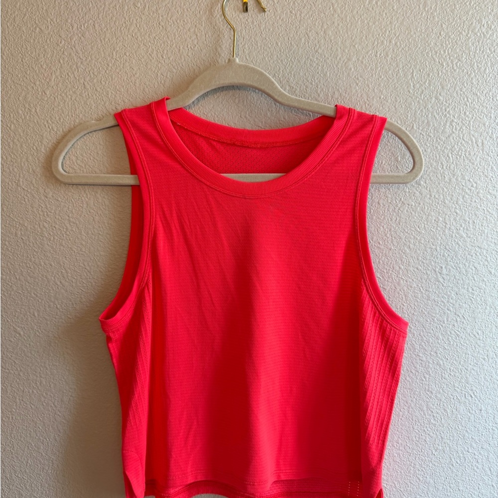 Lululemon Athletica Train To be Tank